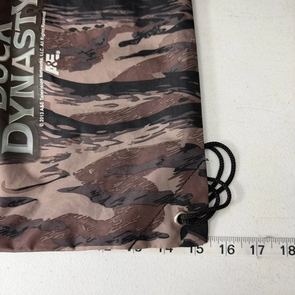 Duck Dynasty Camo Drawstring Backpack Bag 2013‎ A&E TV Show Merchandise
